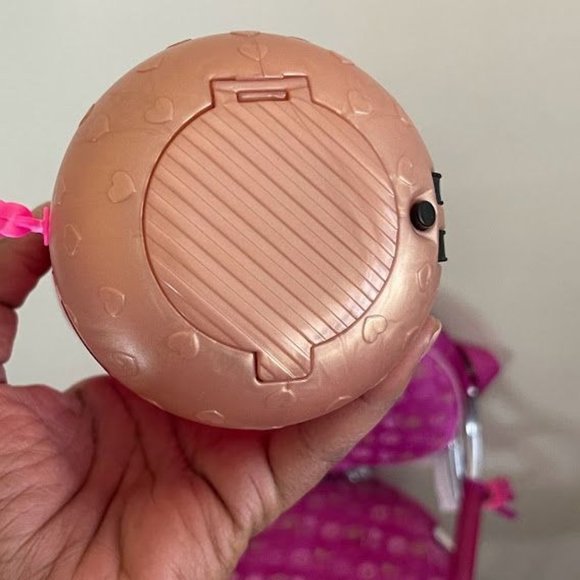 2 LOL Surprise Capsules - One Doll - Picture 7 of 9